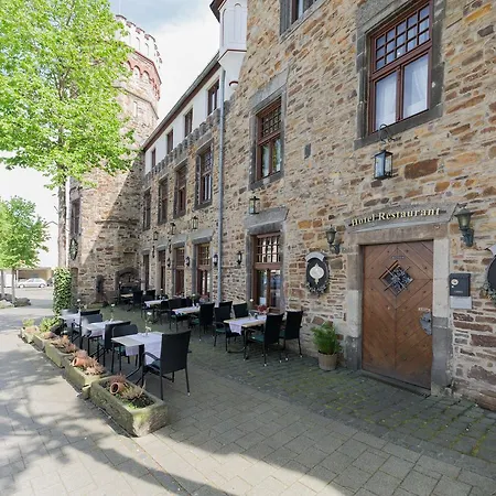 Szálloda Burg Adenbach